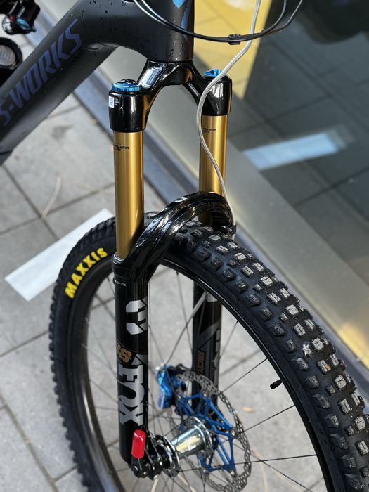 Fox 38 Kashima Factory Float 170 Grip2