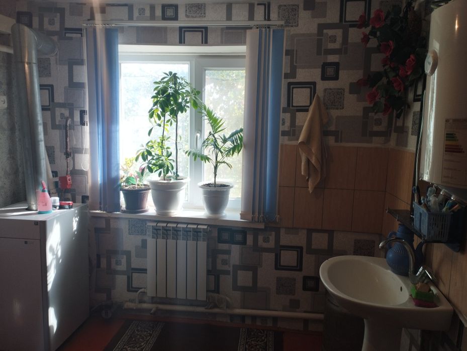 Үй сатылады тез арада