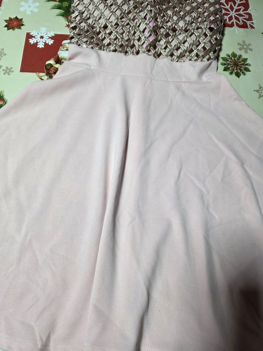 Salopetă ,damă fustă si rochiță Lot 50 lei