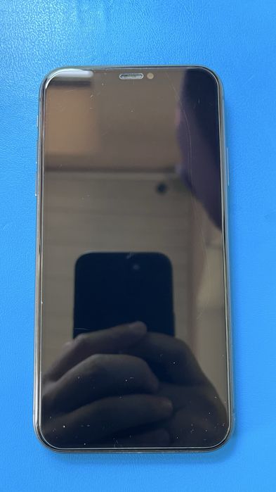 Iphone 11 б/у отличном сост