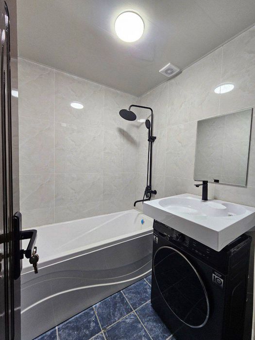 Чиланзар 2 квартал 2-3/2/4 квартира евро, укомплектована