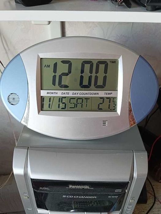 Настенные электронные часы