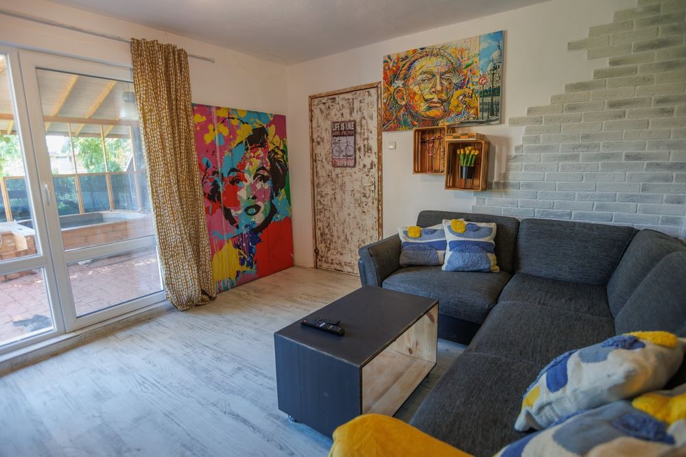 Къща за гости " Къща на дърво "