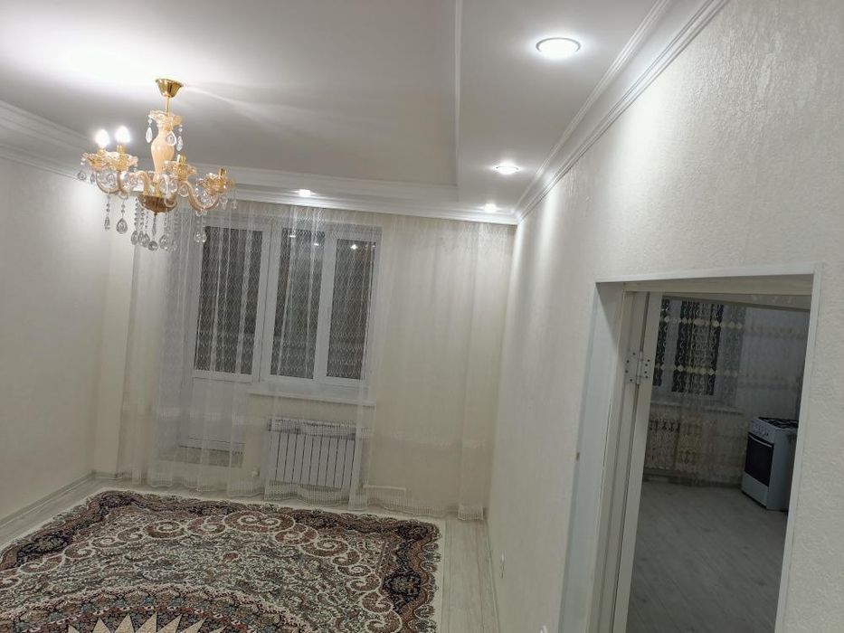 Батыс 2, 29 дом возле автоцон