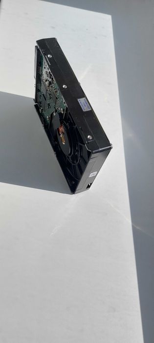 Жёсткий диск 2шт: 250ГБ, 120ГБ