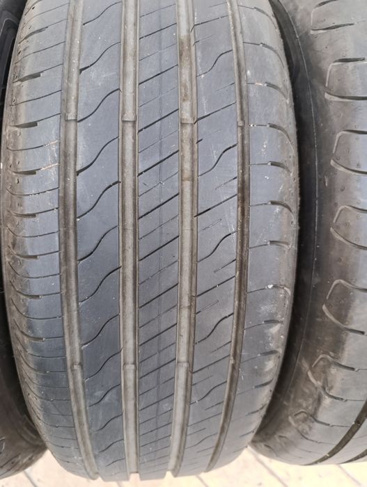 Летни гуми Good year 215/60/17 Efficient Grip 2 dot 4123