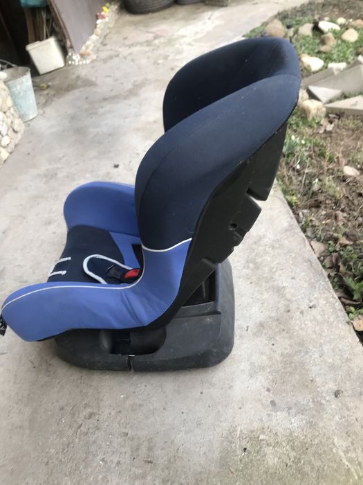 Детско столче за кола.
