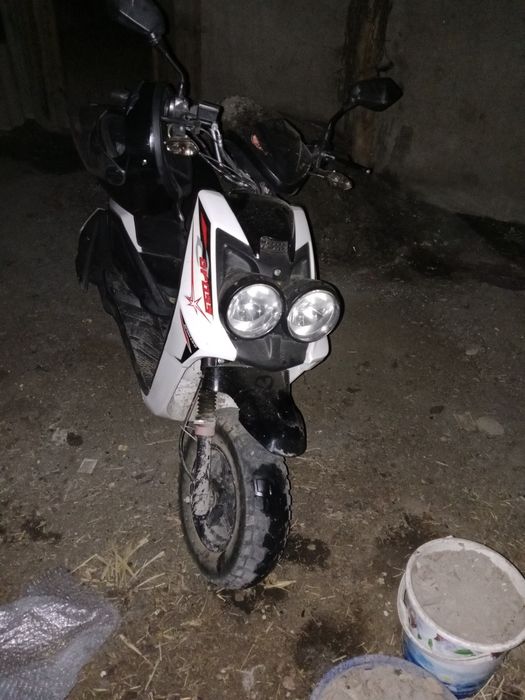 Скутер бумер 150