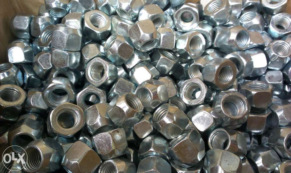 Piulite Ford pentru jante aliaj si tabla