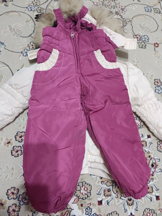 Зимняя Куртка  с комбезом  для девочки  3-4лет