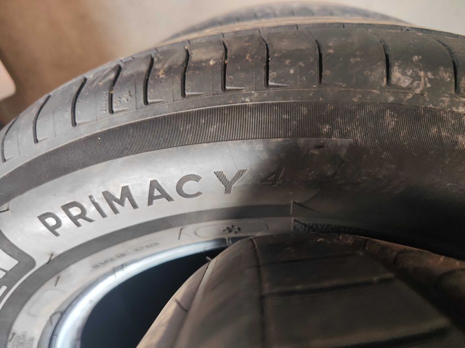 4бр.летни гуми 215/65/17 Michelin