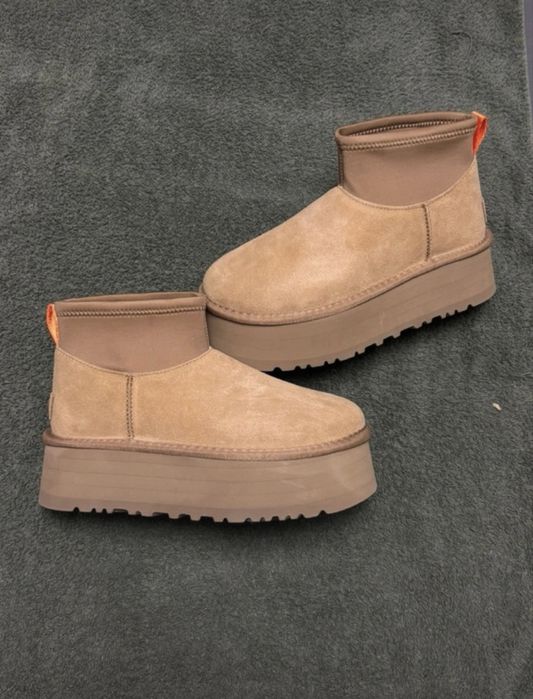 UGG Platform Classic mini diper