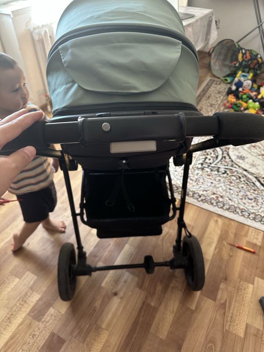 Продам коляску до 3 лет