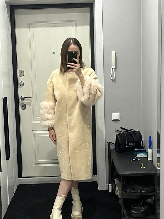 Продам эффектную искусственную  шубу