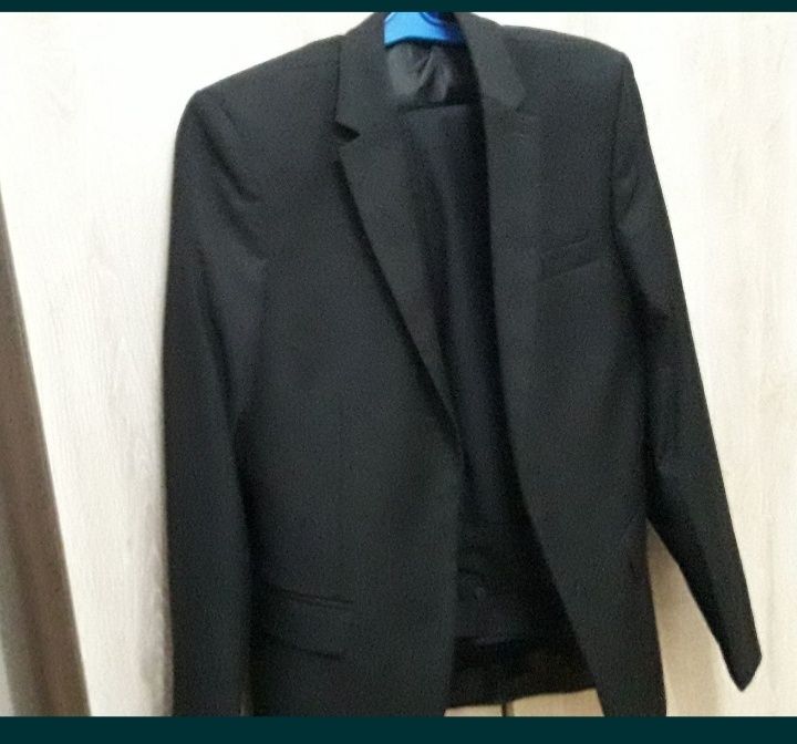 Строгий костюм с брюками классика