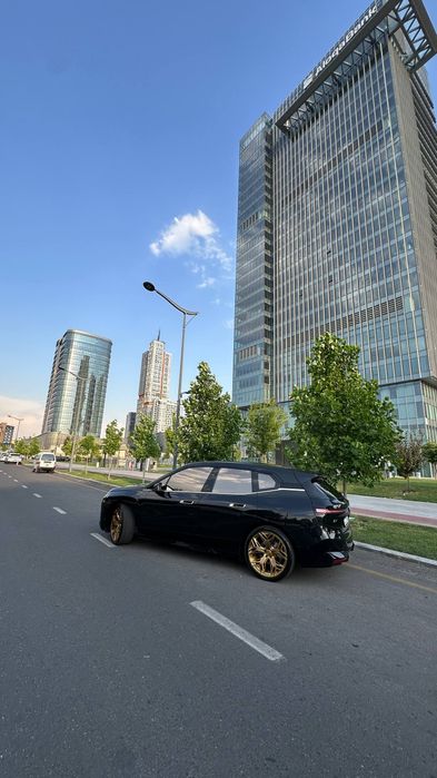 BMW iX 2022 xDrive40 Dual Motor