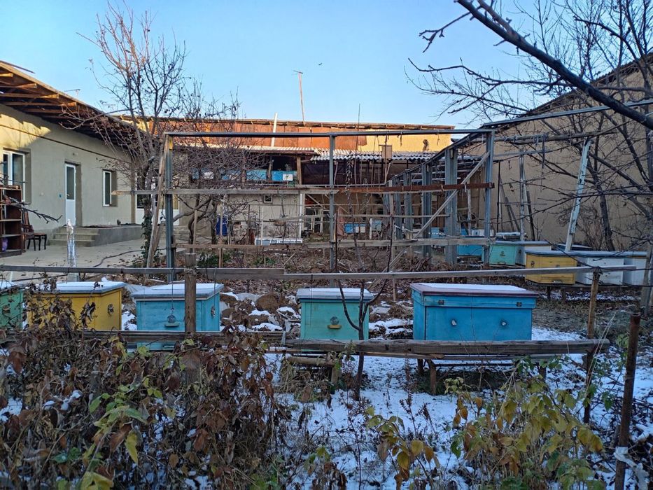 Yer sotiladi 2 sotigi G’isht koprik dan