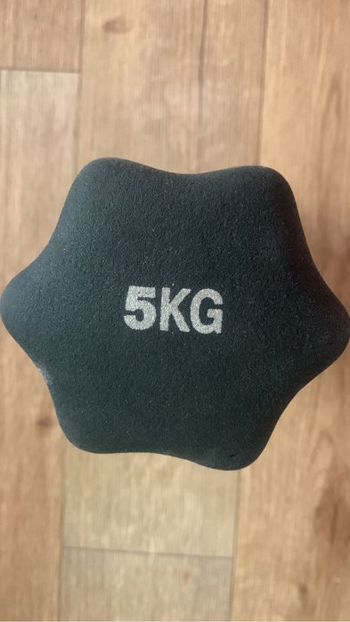 Одна Гантеля 5кг