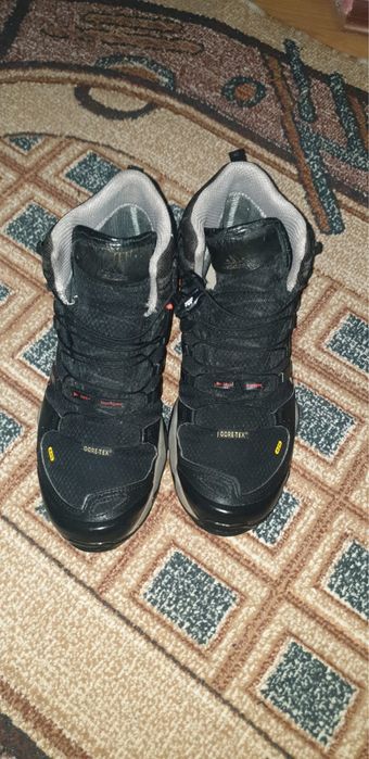 Ghete Adidas Goretex