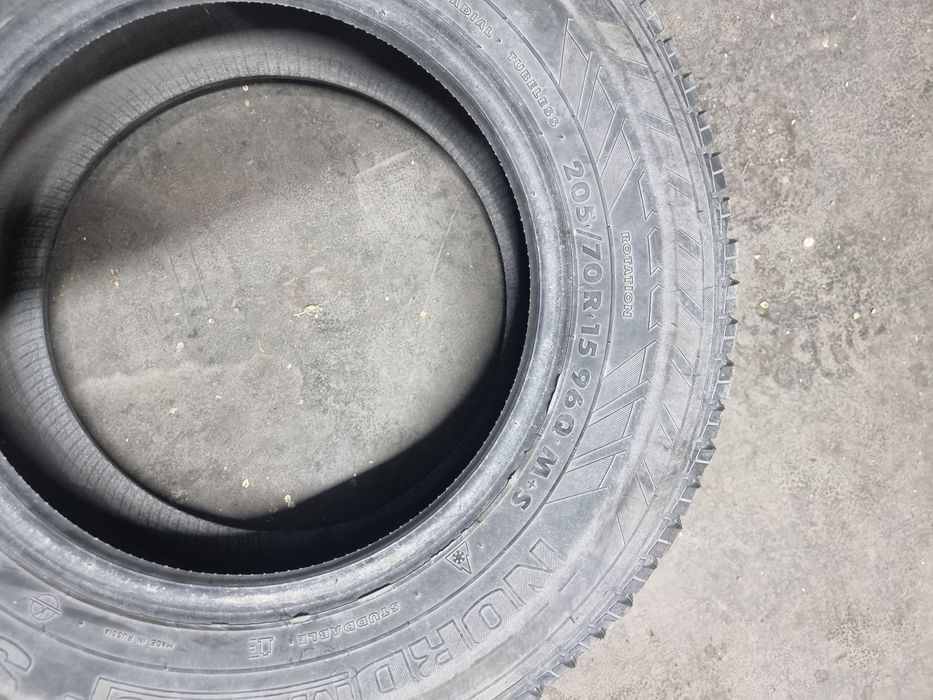 Продам резину ...