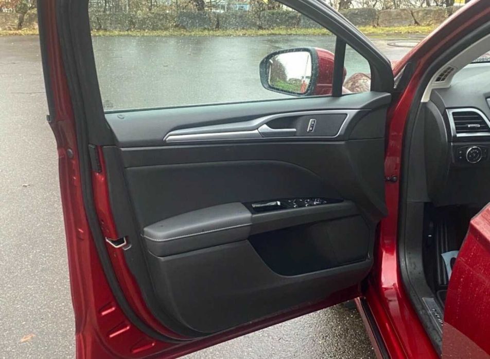 FORD Mondeo 2015 — imagine 4