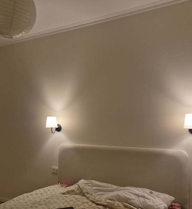 Светильник на стену