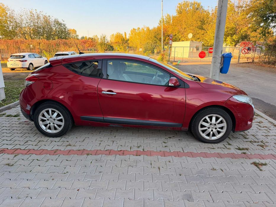 RENAULT Megane 2010 — imagine 3