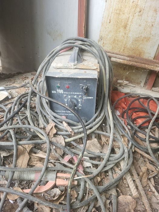 Сварочный аппарат BX6-700
Тип: Portable AC Arc Welding Machine (переме