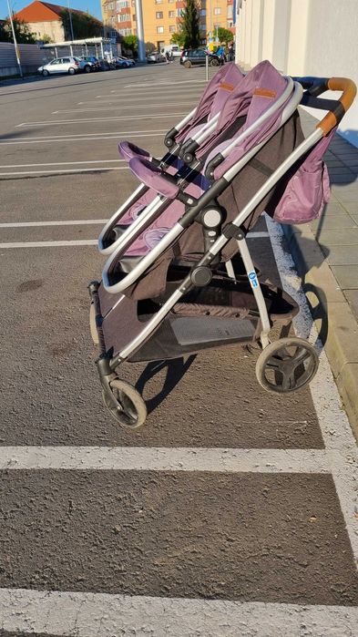 Carucior gemeni stare impecabila