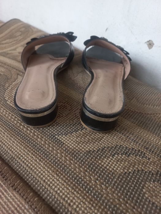 Шлепки на лето,черные