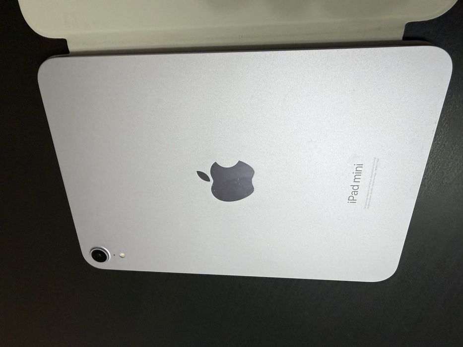 iPad mini 7 256GB в идеальном состоянии