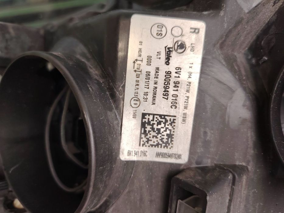 Десен фар Шкода Фабиа 3, Valeo