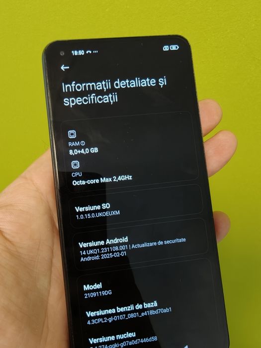Telefon slim,ușor Xiaomi 11 5G lite NE 128Gb-8GB ram,in  stare perfecta,foarte fin și design deosebit
