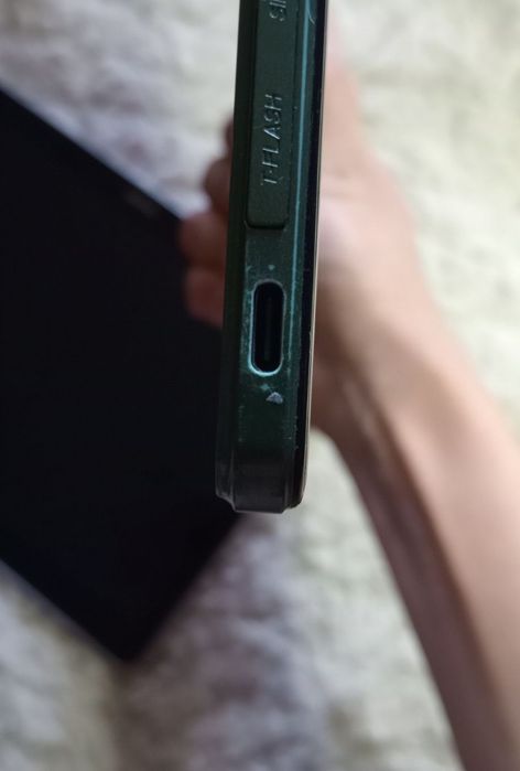 Планшет продам дешево