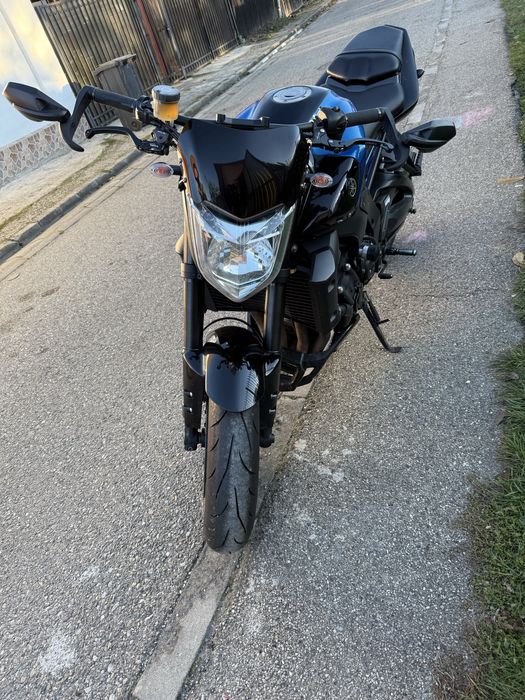 Motocicleta Yamaha fz1 naked