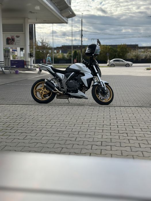 Honda Cb1000RA Abs combinat- pentru pretentiosi