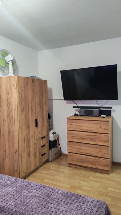 Apartament 3 camere!
