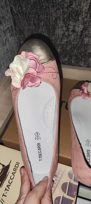 Туфельки для девочки