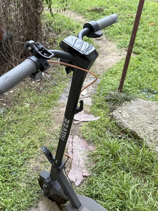 Schimb trotineta cu telefon sau PC