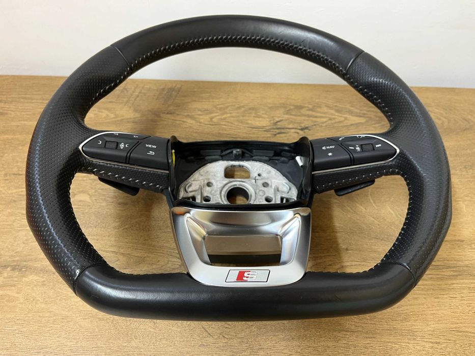 Оригинален скосен Мулти волан с перфорирана кожа Audi Q5 Ауди К5 audi