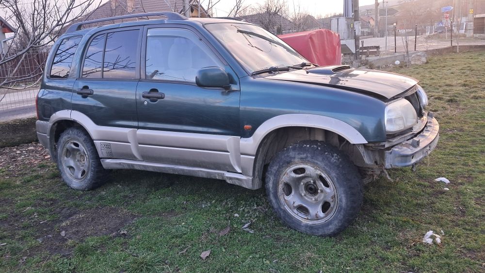 Dezmembrez suzuki grand vitara
