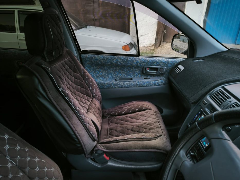 Продам семейную машину