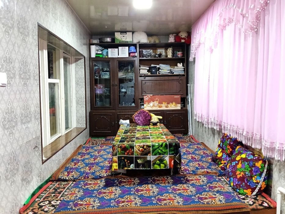 Срочно продаётся 2 комнатная квартира в городе Чирчике