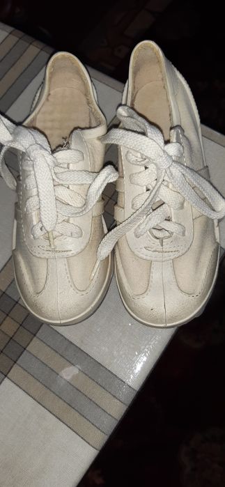 Кросовки подростковые