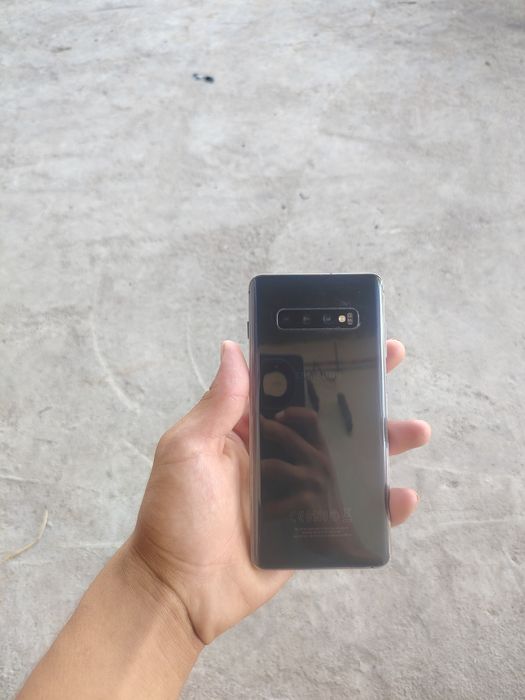 Samsung s 10 plus 128/8+8