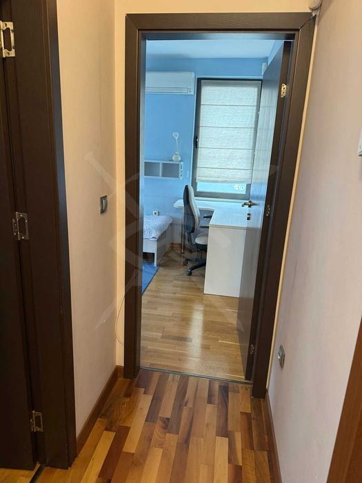 Дава се под наем Тристаен апартамент в Пловдив, Кършияка - 110 кв.м за 747.66 € - Снимка #7