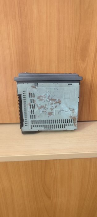 Radio auto Sony și Daewoo