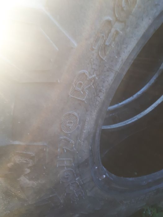 Anvelopa tractor 300/70R20