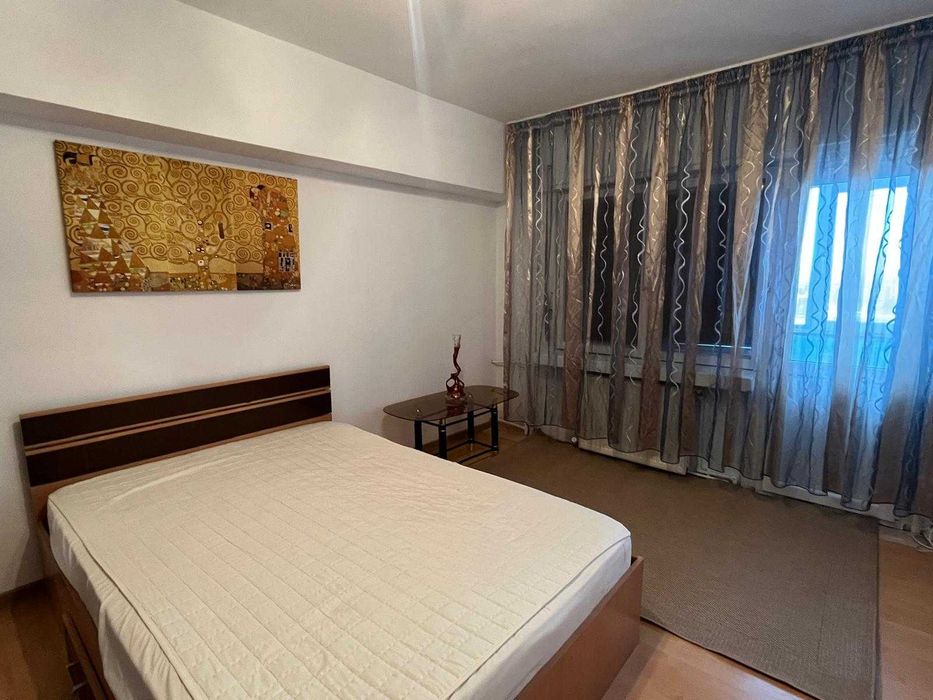 Proprietar apartament 2 camere ultracentral bloc Select
