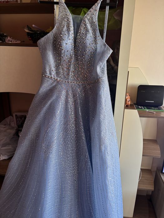 Разкошна официална рокля за повод